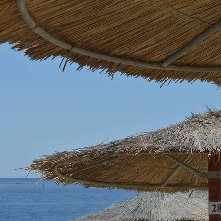 Porto Blue Apart-hotel Calcídica