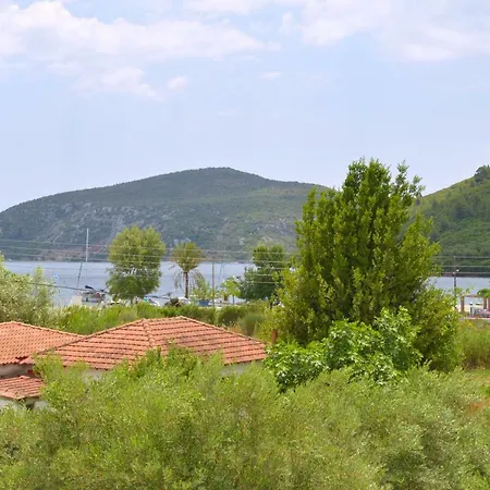 Ξενοδοχείο με διαμερίσματα Porto Blue 3*