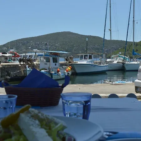Porto Blue Ξενοδοχείο με διαμερίσματα 3*